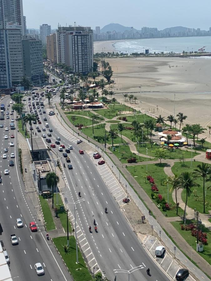 São Vicente Itararé prédio frente mar apto fundo vista parcial Exterior foto